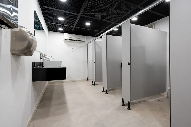 evo-toilet-male-female