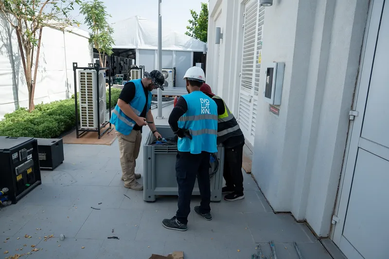 event-power-installation-technical-support-electrical-technicians.webP