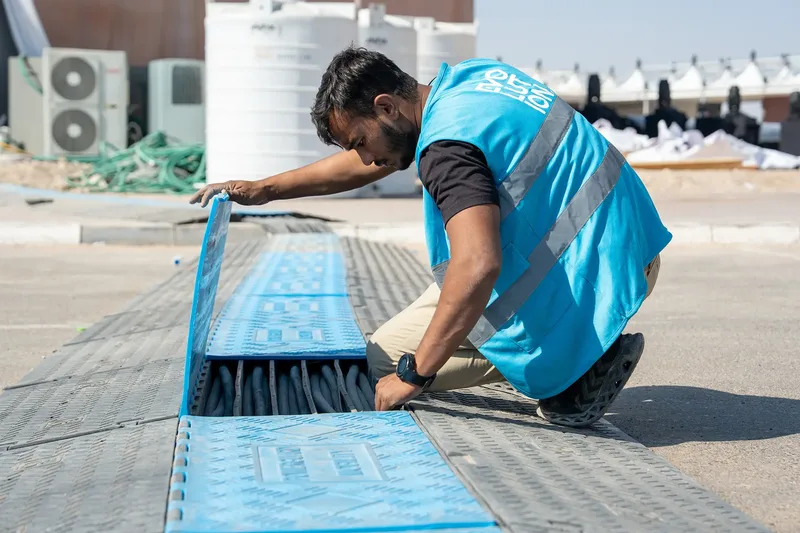 event-power-cable-management-cable-ramp-technician.webP