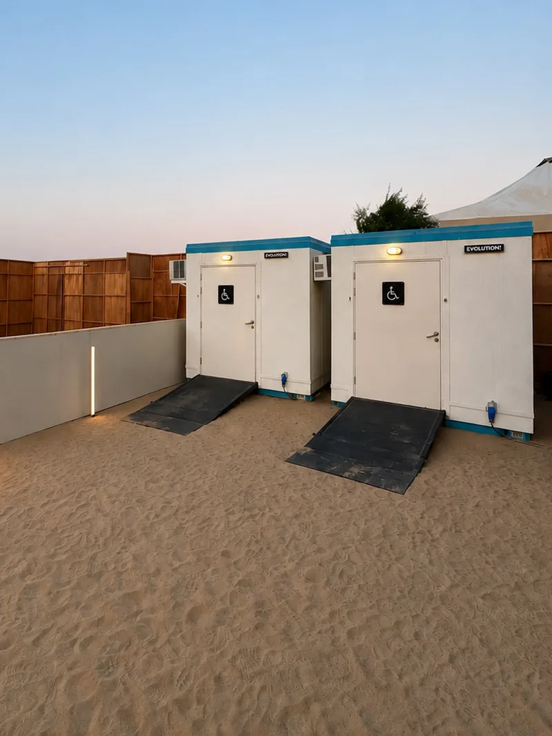 portable-toilet-units-temporary-site-facilities